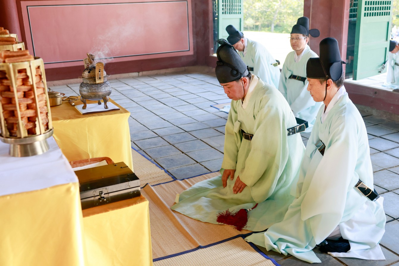 첨부파일